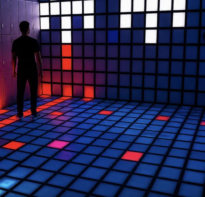 DYNAMIC TILE