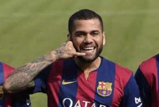 Daniel Alves: Legenda Sepak Bola Brasil yang Menginspirasi