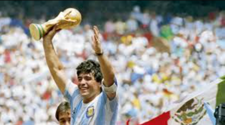 Diego Maradona: Sang Legenda Sepak Bola yang Mengguncang Dunia